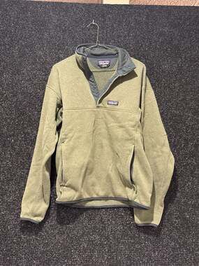 Patagonia Men's Synchilla Marsupial Fleece Pullover in Olive Green